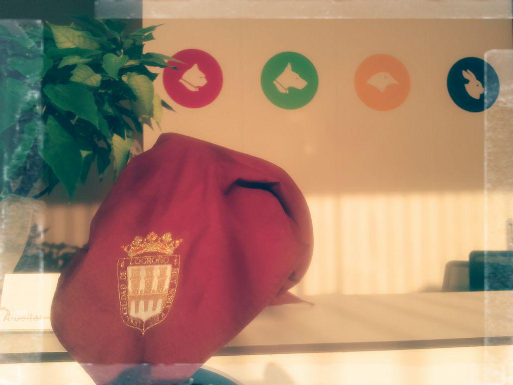 AlbeitarHV's tweet photo. Feliz día de #SanMateo2015 a todos!! http://t.co/YVBz80xthw