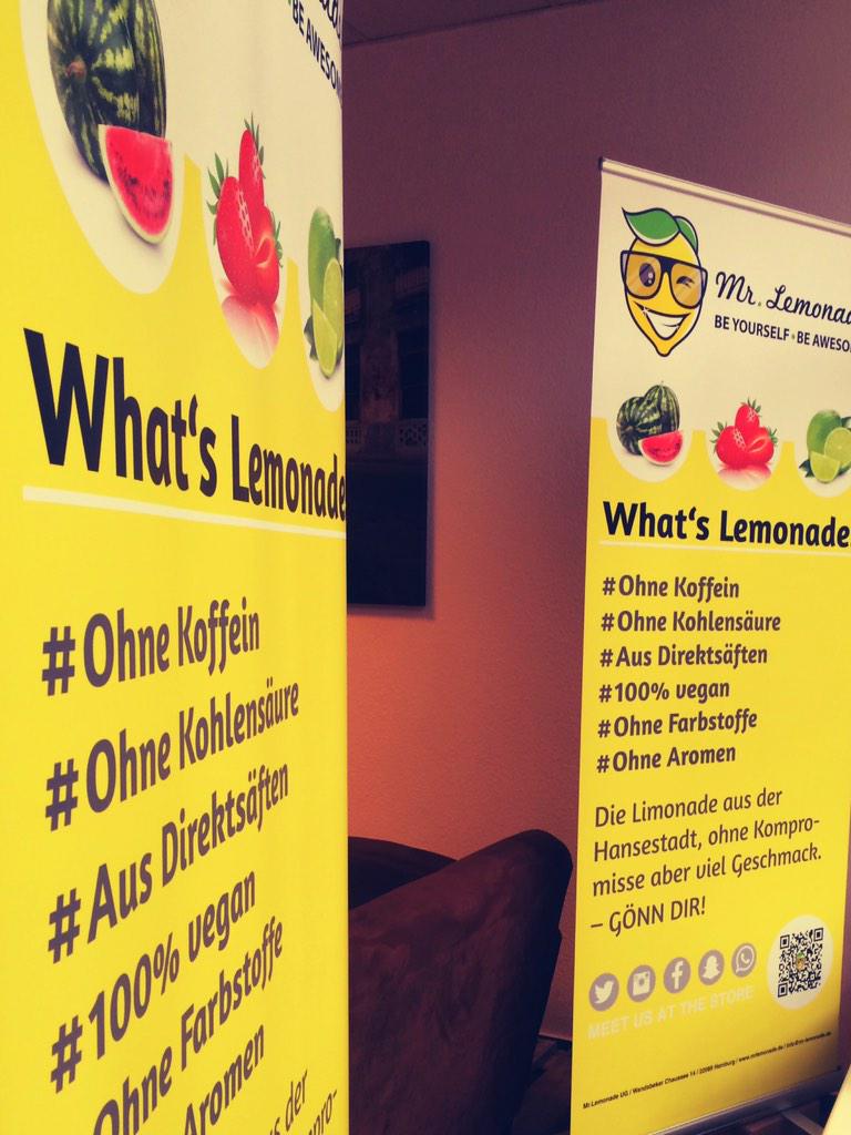 MrLemonade2014's tweet photo. Mr.Lemonade Roll-Ups sind da!
Freut euch auf die Promos.
#yellow #rollups #contactus #whats #hamburg #office #promo http://t.co/Wi51Pmqoky
