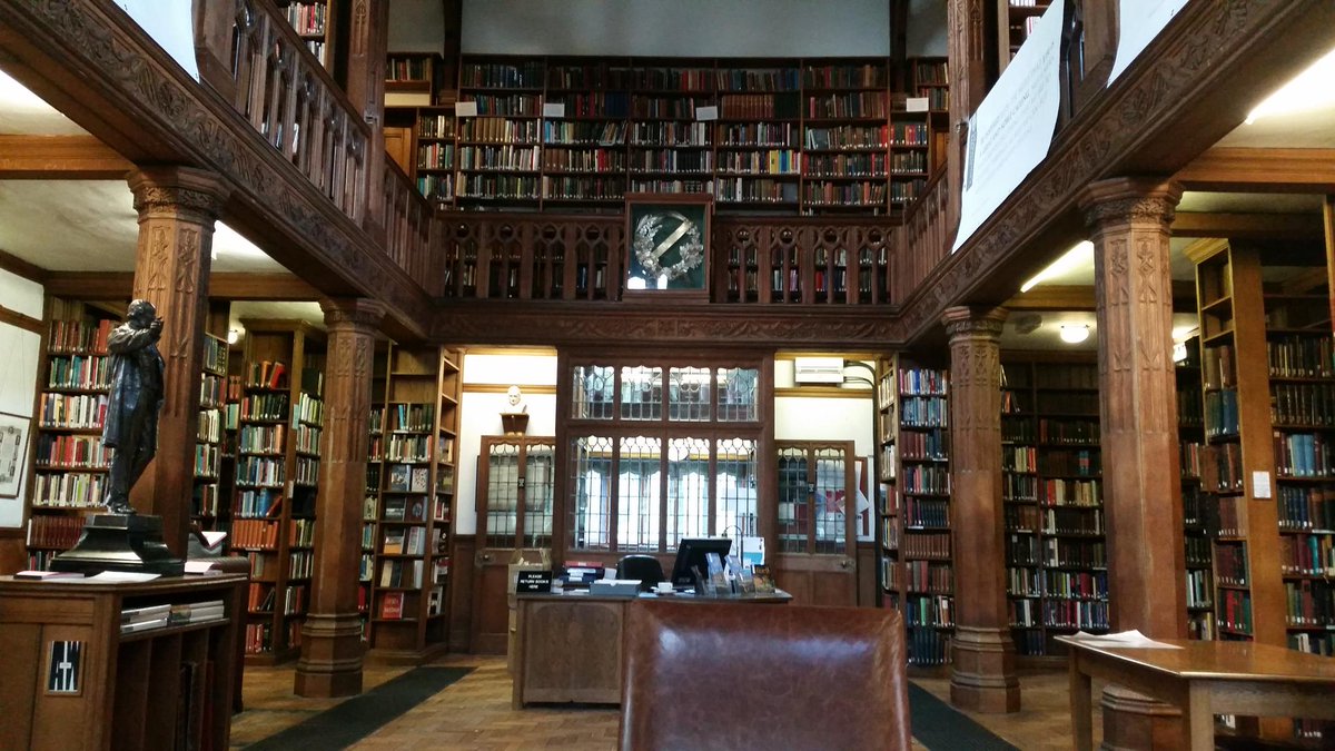 rlmmarvin's tweet photo. Best view to work with @gladlib #iwillwrite  #nodistractions http://t.co/7sygIzDakL