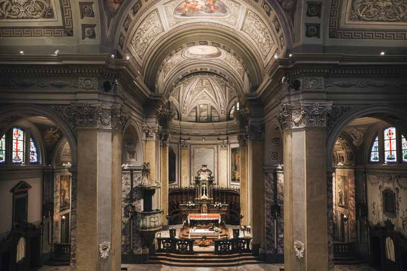 iluminet's tweet photo. La nueva iluminación de la iglesia de San Paolo cuenta con proyectores Yori de @reggianilight http://t.co/h8z6lCwUzr http://t.co/usSa0LRW74