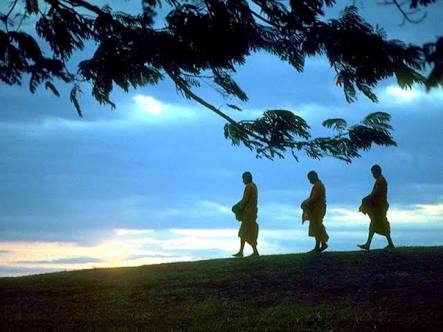 KevalinKetcham's tweet photo. "คำหยาบ ทำให้เจ็บใจ"
"คำหวาน  ทำให้ตายใจ" http://t.co/DX2e8D2MfR