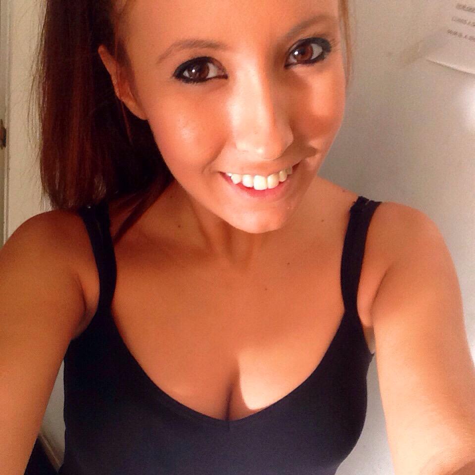 MiiniAli's tweet photo. Empezamos la semana en el pozo de la hormiga 🐜😊 http://t.co/uruFNdFhVv