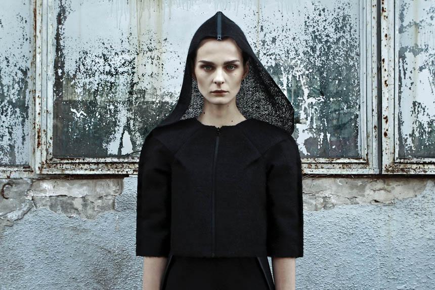 SoCatchyWFB's tweet photo. #Dzhus’ identity is a synthesis of industrial aesthetics and a distinctive spiritual message.http://t.co/bJPDUiiJHZ http://t.co/YtW6oxQh9p