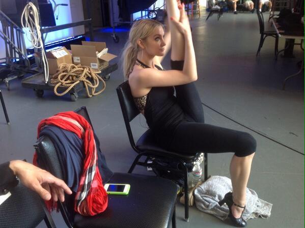 Ash__Sims__'s tweet photo. Finally getting back into dancing.  I have missed it so much. http://t.co/8TqG4N8LnU
