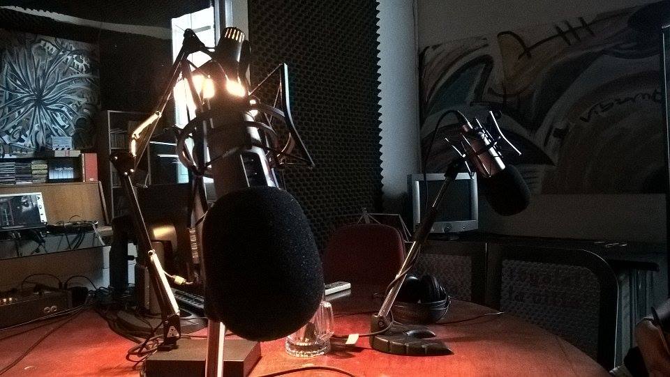 smartcityness's tweet photo. Siamo pronti ai microfoni di @RadioXtweet! Stefano e Chiara ospiti per parlare della 2^ edizione di #SmartCityness! http://t.co/ogM37uDwUg