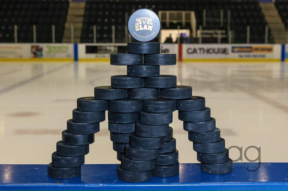 rossgaughan's tweet photo. Looking though some photos, here are some of my favourite @braeheadclan puck stacks! Pictures by @AlGooldPhoto http://t.co/0vzolDBtsP