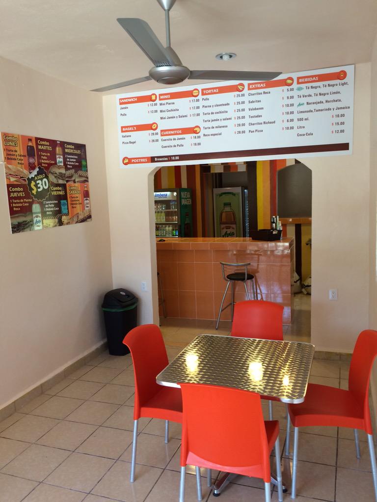 Reca_Snacks's tweet photo. Ya abrimos nueva sucursal en el FOVI frente al CREE a un costado del ISSTE. Ven a disfrutar de Un Snack a tu antojo! http://t.co/nq1E45Low8