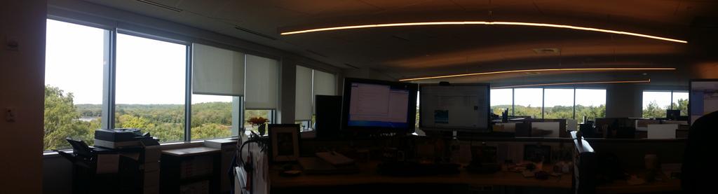 Erin_McGarry's tweet photo. Pretty sweet panorama view from my new standing desk! #LifeinVistaprint #VPonTheMove http://t.co/tETaxOCYJY