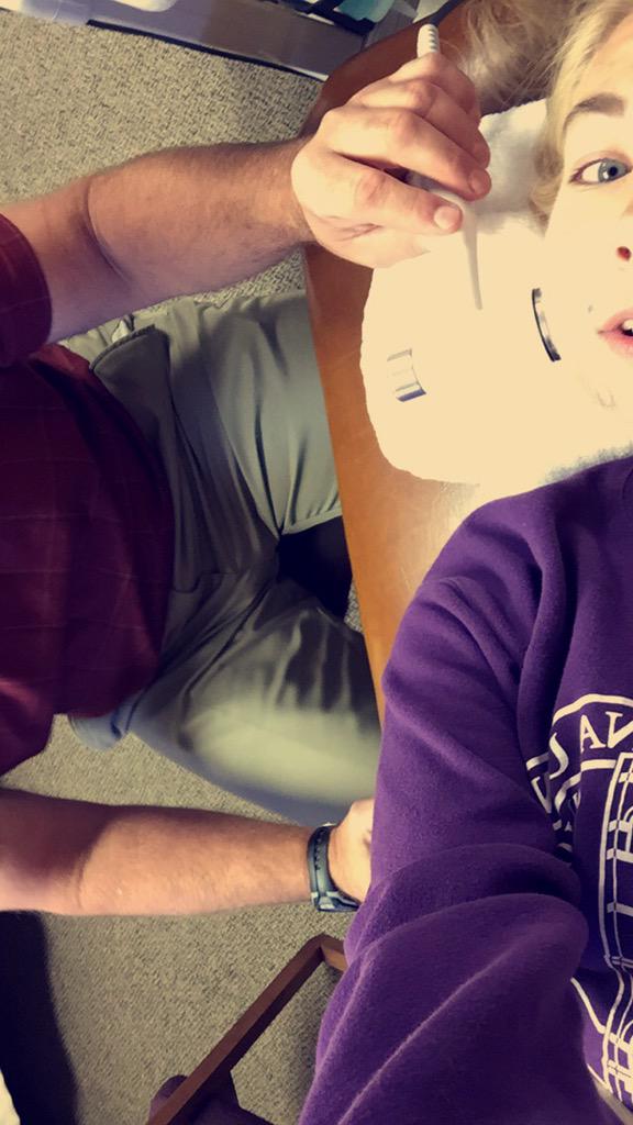 kristareiff's tweet photo. @Soccerpt1 doing his thing to my chipmunk cheeks #wisdomteeth #slowestrecoveryever #impatient http://t.co/kklPXxiwHm