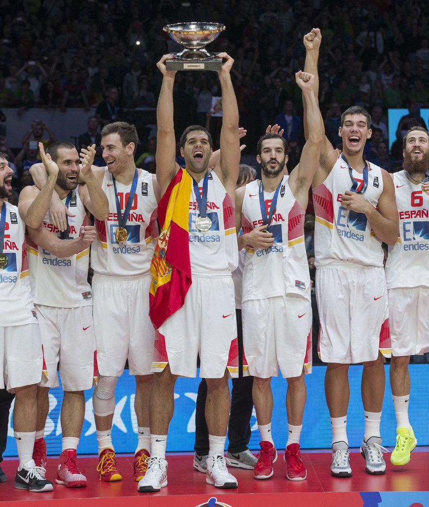 FansVClaver's tweet photo. Nunca subestimes el corazón de un equipo campeón. #EuroBasket2015 #VamosEspaña http://t.co/ClVFWzuK6z