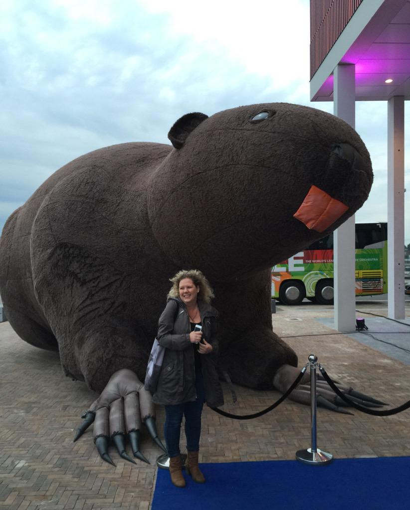 BeUpp_Nederland's tweet photo. #hollanddefilm #premiere #utrecht #cinemec http://t.co/kQWt27ftzH