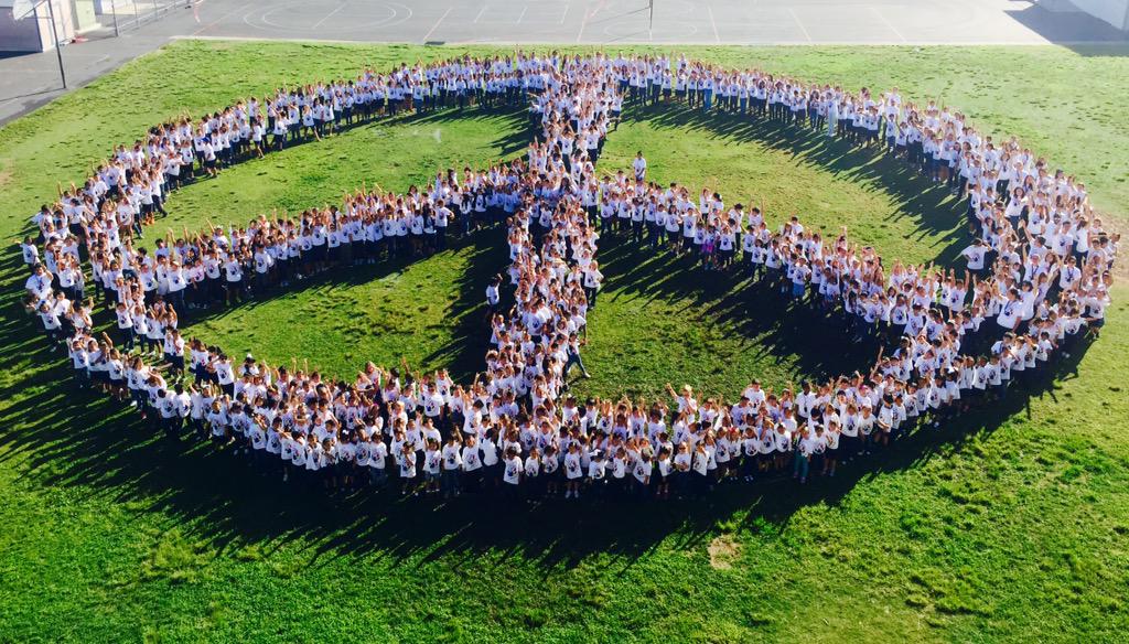 cvlccinnovation's tweet photo. Students &amp; staff make a giant peace sign on the soccer field to bring awareness to @PeaceOneDay #cvlcc #peaceday http://t.co/zIjkWNqz70