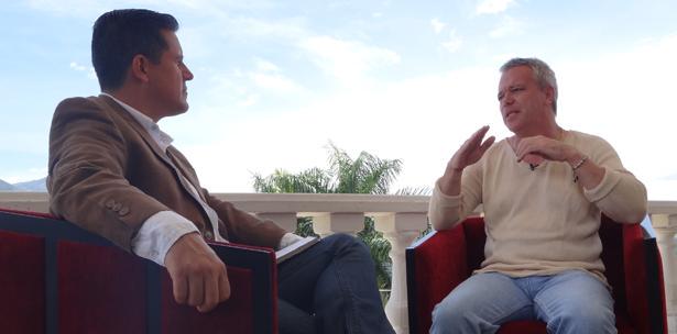 primerahora's tweet photo. .@normandoh Valentín vuelve a dominar en los ratings del domingo http://t.co/kbGD0GAusO http://t.co/fWrK2LxI9N
