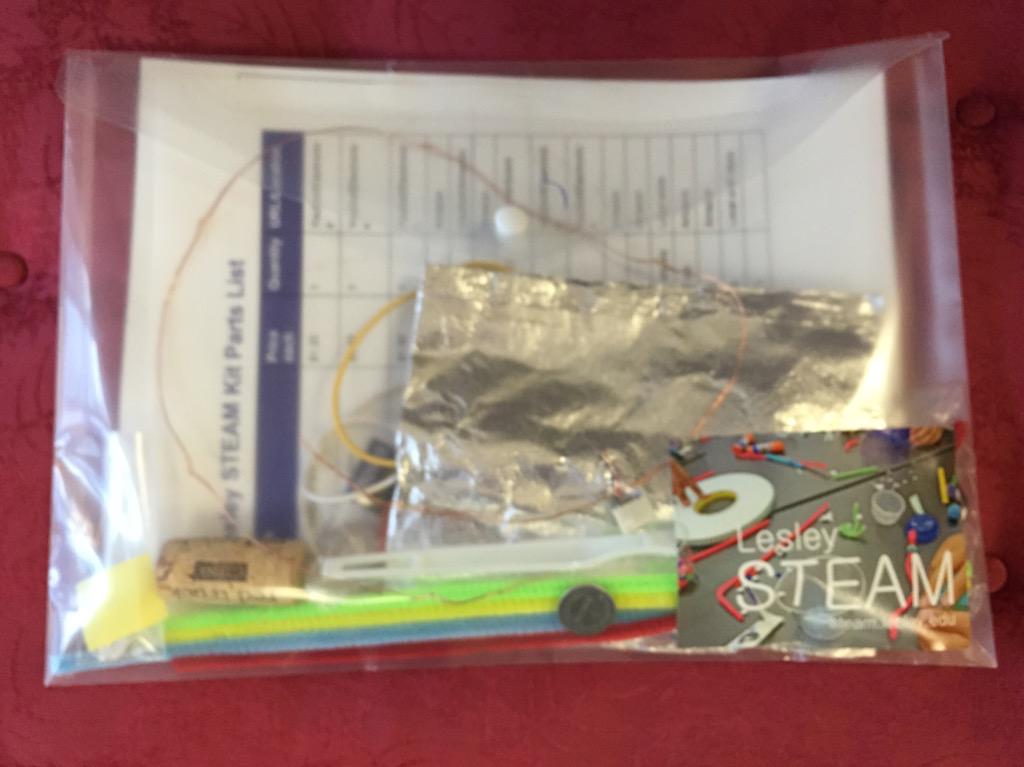 librarybrods's tweet image. Thanks for a great day @lesleysteam!! #somanyprojects #dltfieldtrip