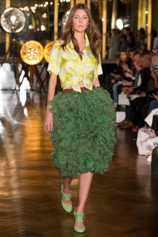 HarrietSpencePR's tweet photo. Loved the #ongoajpairam and the #ongtourage show @LondonFashionWk http://t.co/NJJGx8nRWR http://t.co/3viLaKY12G