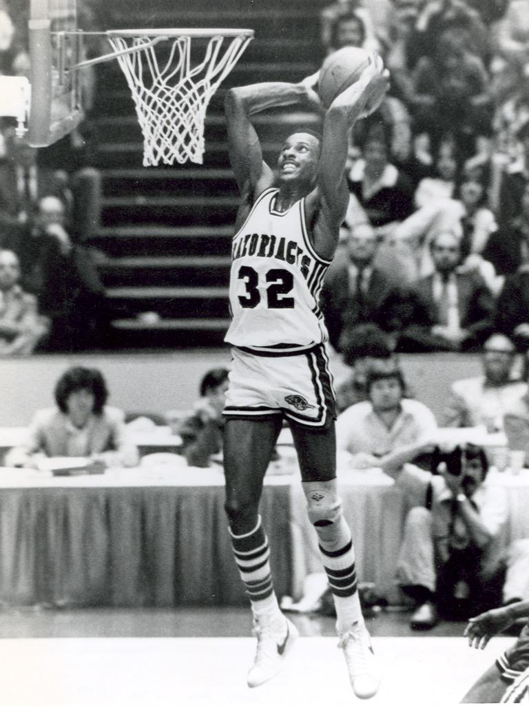Happy Birthday to Arkansas legend Sidney Moncrief!    