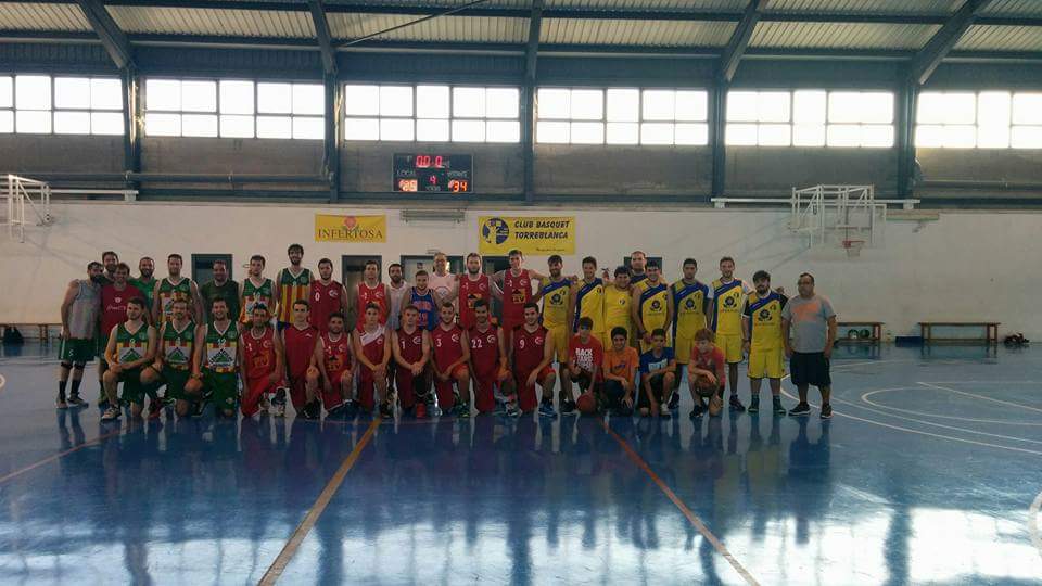 Nuestro senior B disputó en Torreblanca un triangular para preparar la temporada. Gracias <a href="/CB_Torreblanca/">C.B. Torreblanca</a> #AmuntGrau