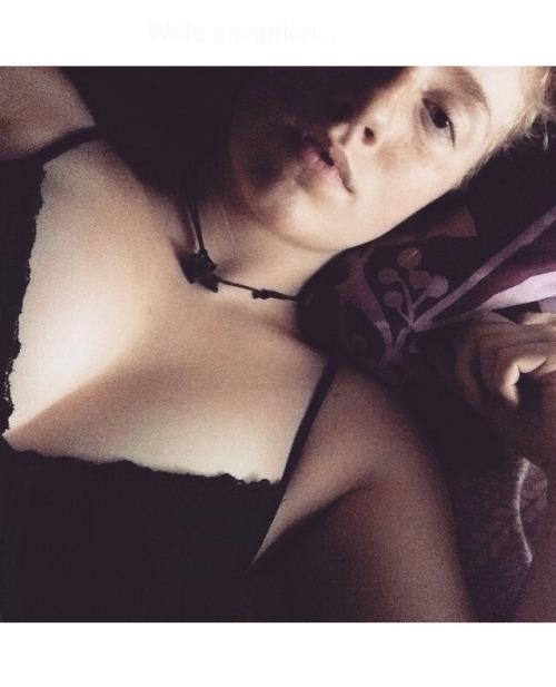 fucbook69's tweet photo. #RT ♥ http://t.co/hm52teZNOX ♥ weluvhotgirls minisexflix boobalert stormy_desire girlz4girls http://t.co/IUHcxEKThG