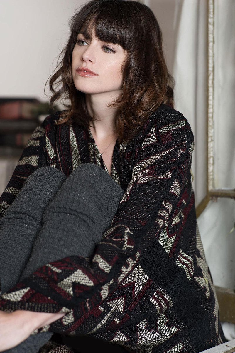 scottblairgroup's tweet photo. http://t.co/rHtIONFh9c Get warm and cozy! @DallasMarket Oct. 21-24th #eislosangelas #boho http://t.co/8g6WNXFBsj