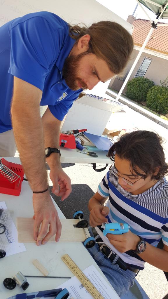 sunport's tweet photo. Huge thanks to our Albuquerque community for making #abqCiQlovia a success. Kiddos loved the @QuelabNM solar races 🌞 http://t.co/oetqeFGixf