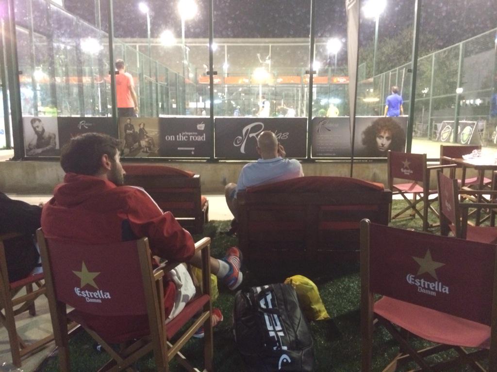 Gran detall d'en <a href="/ferranvalls/">Ferran Valls Daniels | Ferri</a> en l'inscripció del @circuitpadelcat que es juga al Club Natació #Terrassa! Merci amic