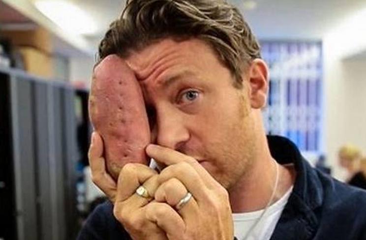 KumaraFusion's tweet photo. Good news #kumaralovers. #JamieOliver 's top14 food to live 100,gets #kumara on the top 4.
http://t.co/CR4FSb90lX http://t.co/wjflYz28GZ
