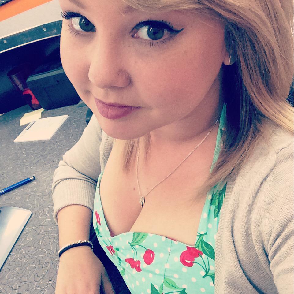 minih_'s tweet image. #blamebetty #workselfie #yyc