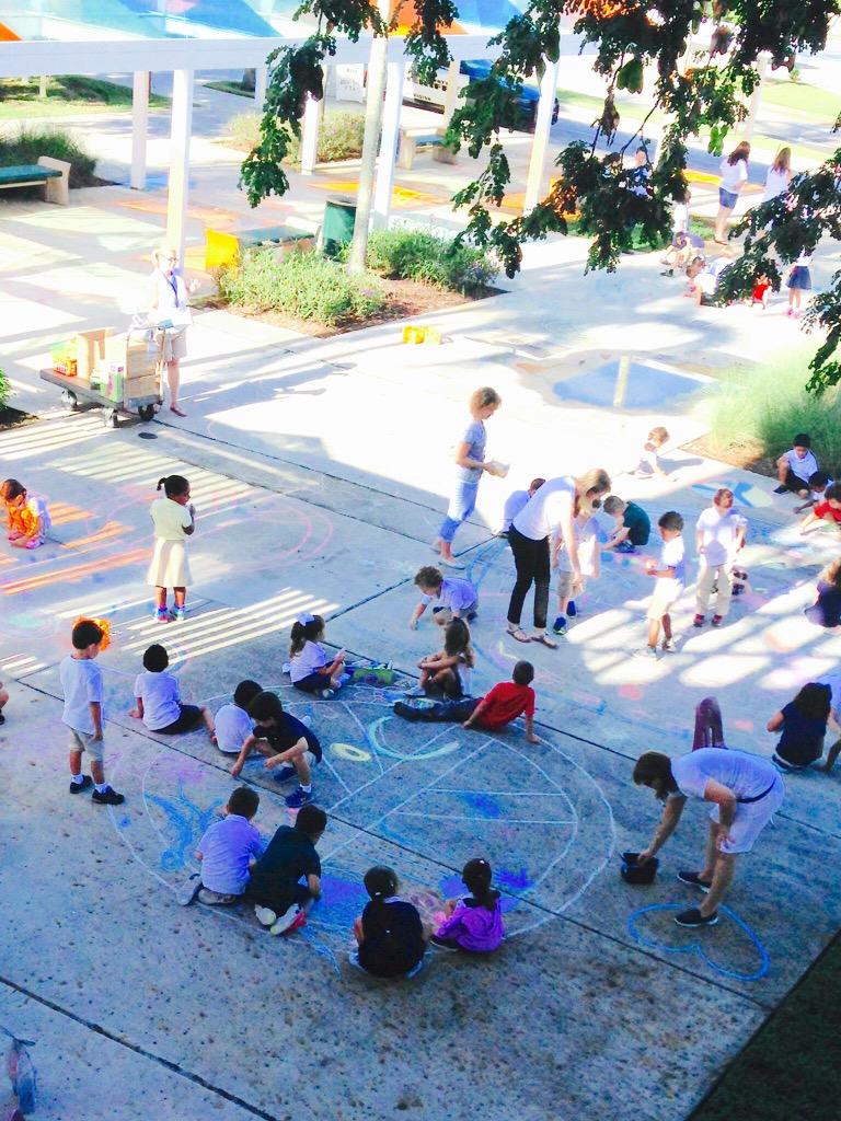 EaglePointPTA's tweet photo. International Peace Day. Chalk4Peace #epepta #peaceday #eaglepointelementary http://t.co/3MYqNPyhl8