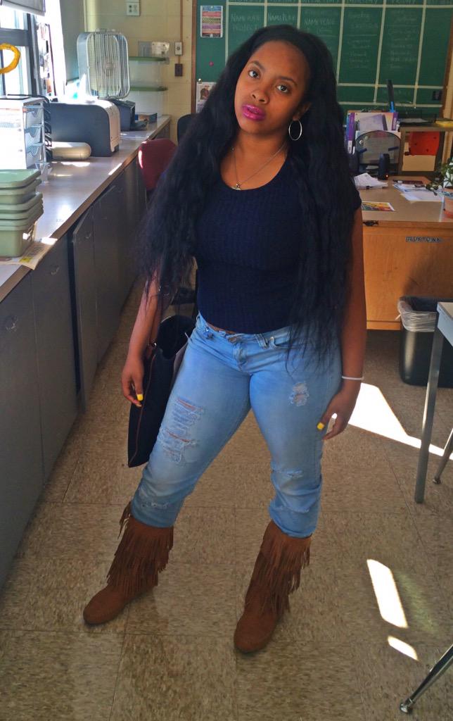 JakylaaB's tweet photo. Mean mug a bitch ☺️🙈 http://t.co/0Q2xt1U896