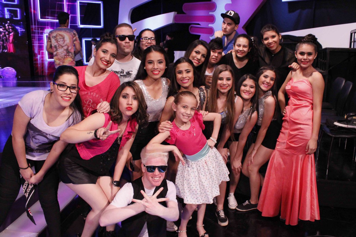 Previa de #CaminoAlÉxito [A minutos del inicio de la consagración de una nueva estrella de la tv paraguaya]