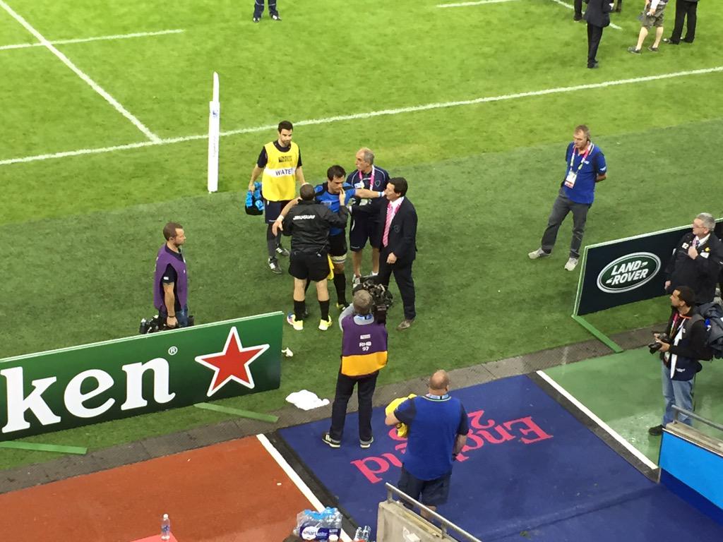 fvilaseca's tweet photo. Postales de ayer en el Millenium. #RWC2015 #WALvURU http://t.co/s9LG5on3jq