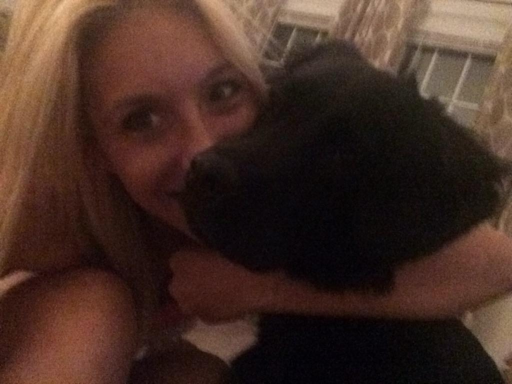 AliWNCT's tweet image. It's our Friday, and we are thrilled.