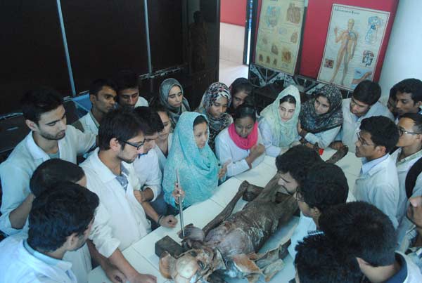 DirectMBBS's tweet photo. @LowfeesMBBS Admission in Bangladesh contact #SmileEducation 
MCI Approved @MbbsinBd http://t.co/ElSX4wxVkC http://t.co/Edzauh2zfC