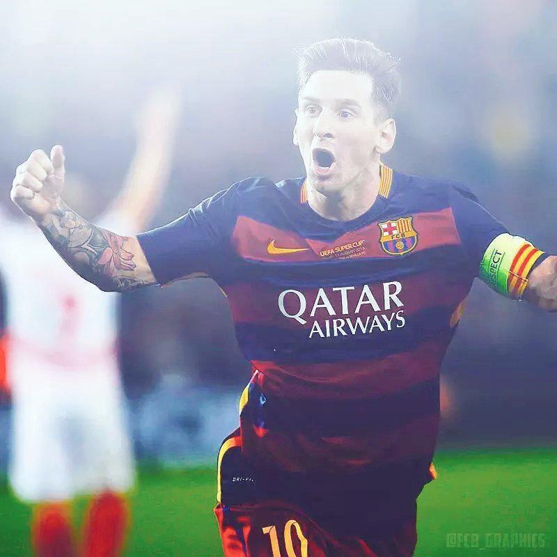 PaisBlaugrana's tweet photo. Steve Nash: ″Me da igual que Ronaldo haga 6.000 abdominales, nunca será tan bueno como Messi″  #genius http://t.co/OS1jcGfn35