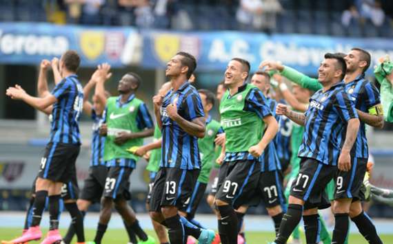 GOAL_ID's tweet photo. Javier Zanetti: Internazionale Kandidat Scudetto! - http://t.co/07bxqSb3Cu http://t.co/eGRj1hfrNY