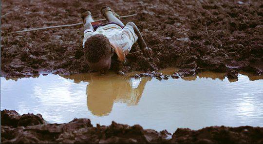MARCOMACHACO1's tweet photo. Mundo de mierda http://t.co/Ych4qTy9j2