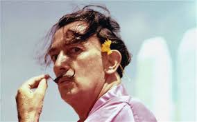 “A true artist is not one who is inspired, but one who inspires others.” #SalvadorDali #mondaymotivation