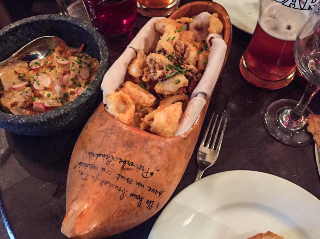 Squid in a clog.

A CLOG.

(Pic: <a href="/hcbn/">Howard Nye</a>)