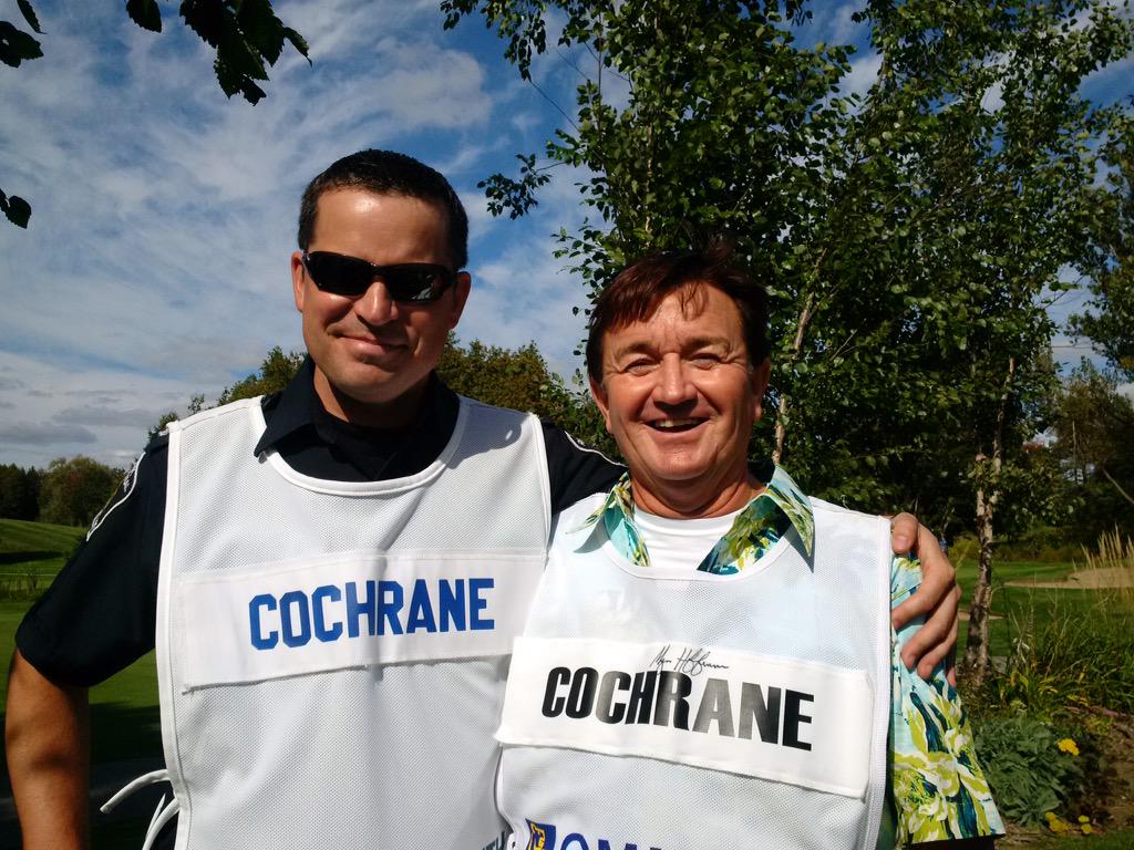 OakValleyHealth's tweet photo. The amazing caddies of T+C team. Proud sweat for the Cochranes ladies!!!! #tcbmw http://t.co/l64qoxE6du
