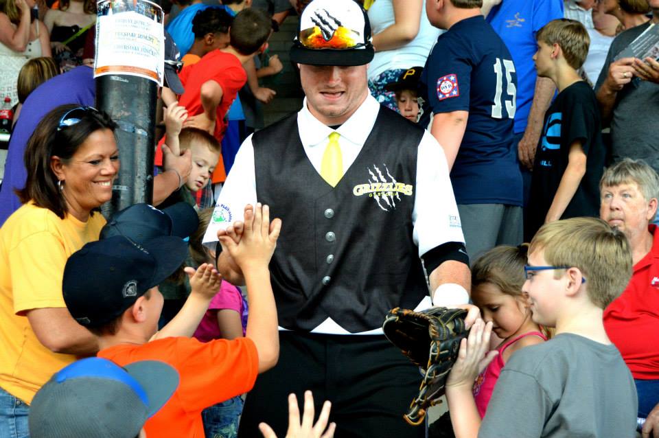 TheSavBananas's tweet photo. Get a glimpse of what #SavannahBaseball will be like in 2016! Fans First. Entertain Always. https://t.co/0nFHHZDOLN http://t.co/jSvqX38Zkc
