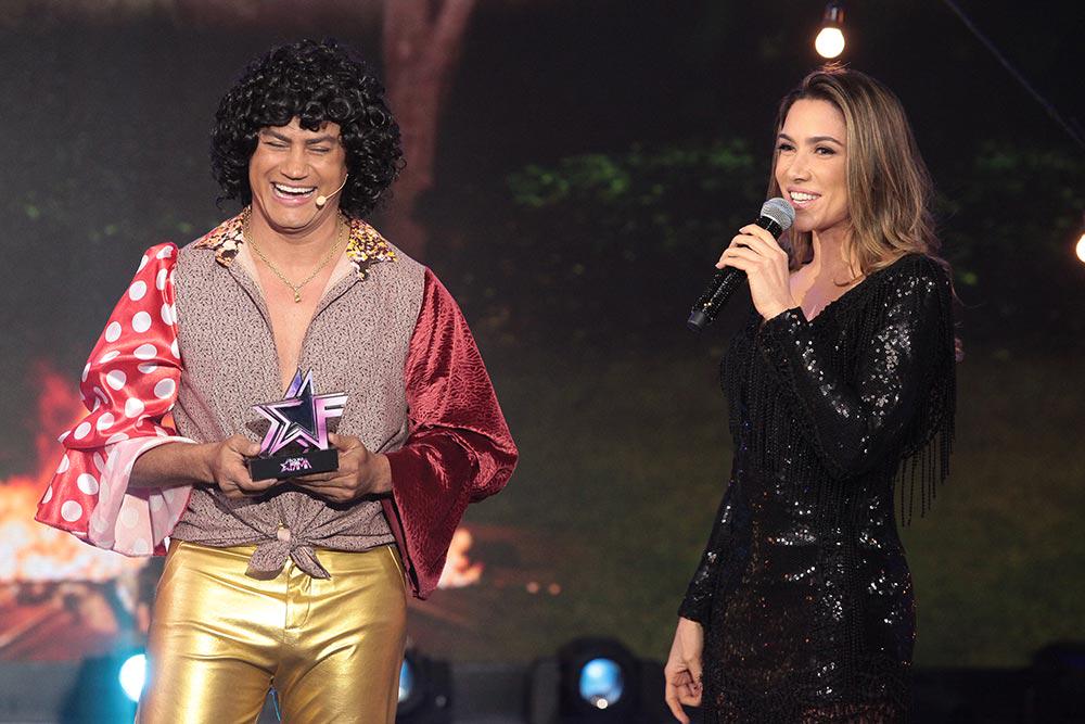 SBTonline's tweet photo. Hoje Popó vira Sidney Magal no #MaquinadaFama. Já pensou no que isso vai dar? Saiba mais em http://t.co/UY7vFFojtr http://t.co/G91SKkTyRz