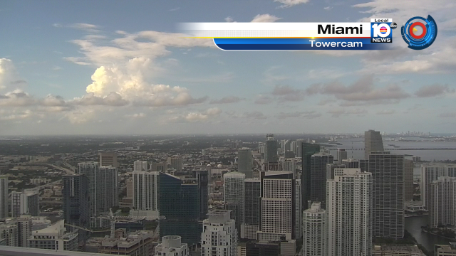GORGEOUS MIAMI-- Afternoon Sun here, spotty showers elsewhere! http://t.co/pX8dLH7yPH