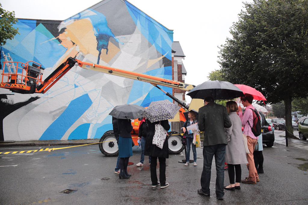 chancestreet's tweet photo. #MadC in #London vis-à-vis East #Dulwich Public Library ... very british weather ... #streetart #graffiti #muralXXL http://t.co/iV82EGoWad