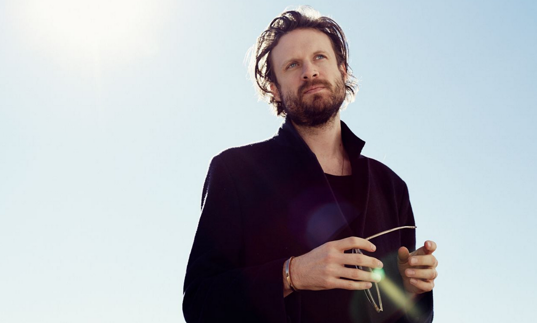 consequence's tweet photo. Father John Misty covers Ryan Adams’ cover of #TaylorSwift (in style of Velvet Underground): http://t.co/vmpUqecxi7 http://t.co/aT6yDyrA0U