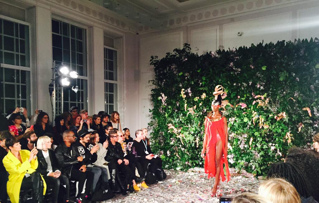 LittleDrury's tweet photo. #PressParty for @VinandOmi tonight! A pleasure having you, now let's celebrate your amazing show! #LFWSS16 #Fashion http://t.co/TR6ZG5o0yB