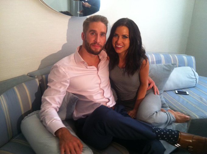 IslaRae - Kaitlyn Bristowe - Shawn Booth - Fan Forum - General Discussion - #3 - Page 13 CPdPhHAVEAAnqKl