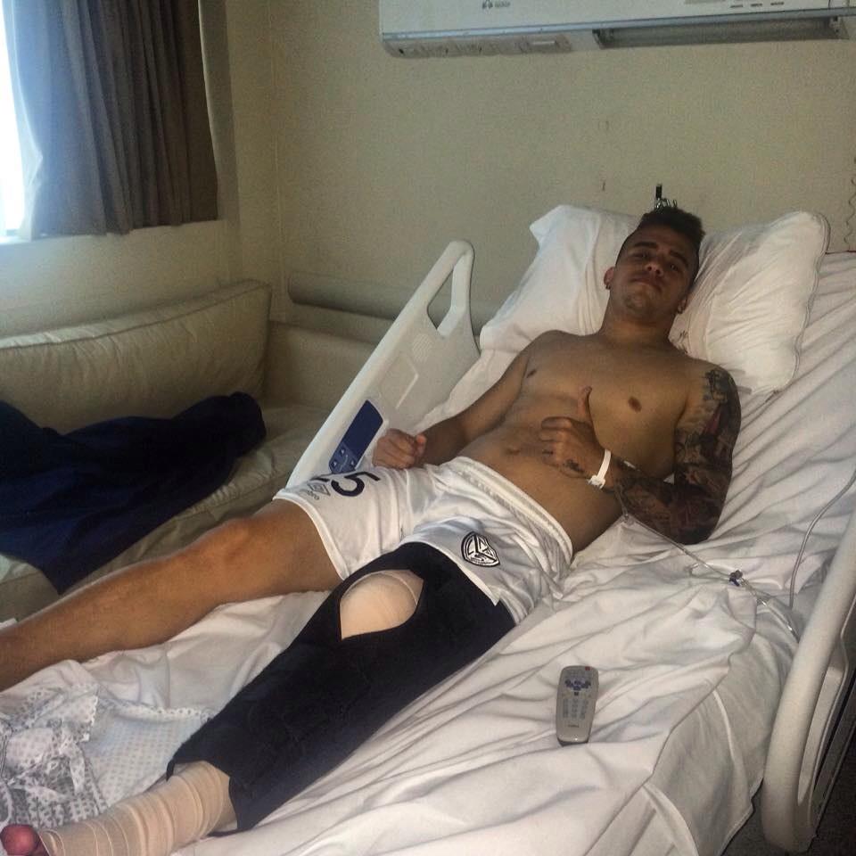 LucioCompa's tweet photo. La operación un éxito, ahora meterle a la recuperación http://t.co/vlMn5EBqW2