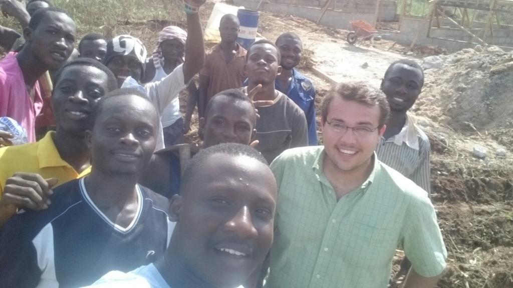 Barcampkumasi's tweet photo. Volunteers working @ #agromindset farm in Soko, Kumasi. The future is bright for the youth in Agriculture #NVDay15.

http://t.co/lZdnXg0f6m