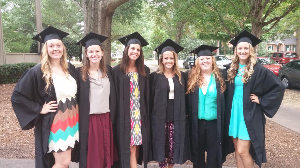 queens_softball's tweet photo. Celebrating our senior class at convocation this evening! #18strong #champions http://t.co/QrUjBTuprc