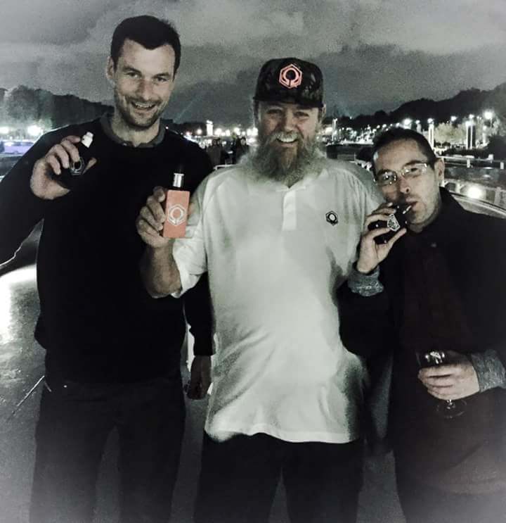herman_vapes's tweet image. Our boys enjoying some hospitality at the @Vapexpo after party with Mr Hexohm himself! #hexohm #grimmarmy #vapexpo